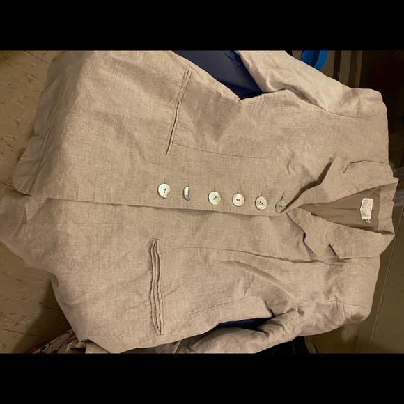Jacket - Picture 1 of 3